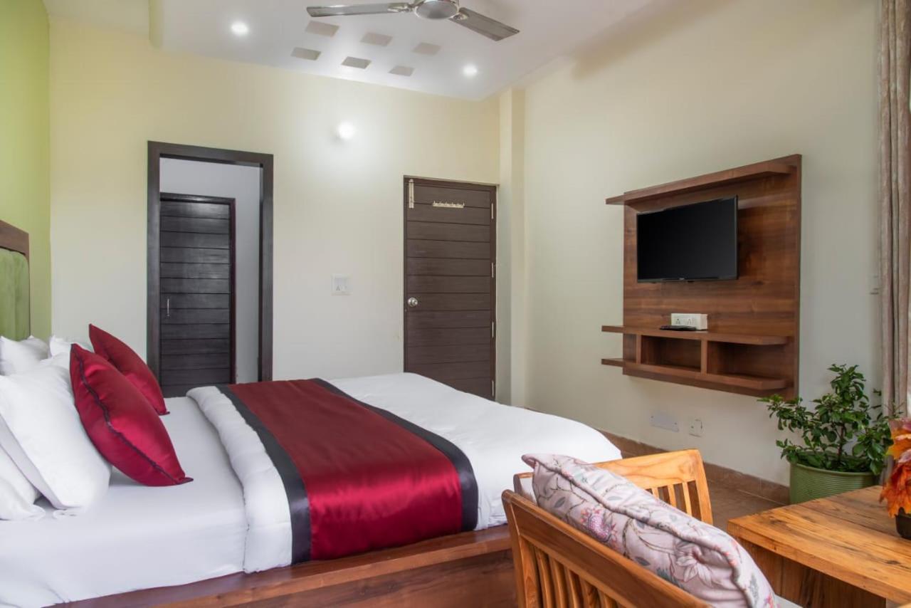 Host Jatin Kasauli Pine Villa 7Oi827O7O3 Dış mekan fotoğraf